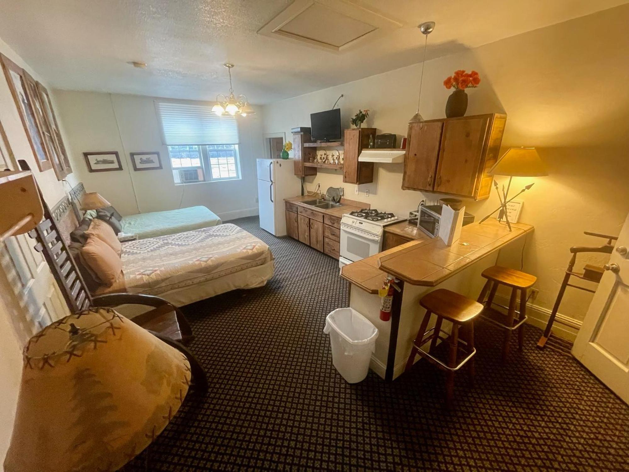 Steam Train Hotel Antonito 외부 사진